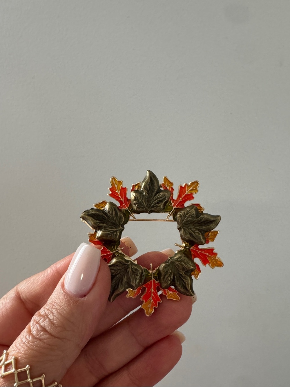 Fall Wreath leaf Brooch